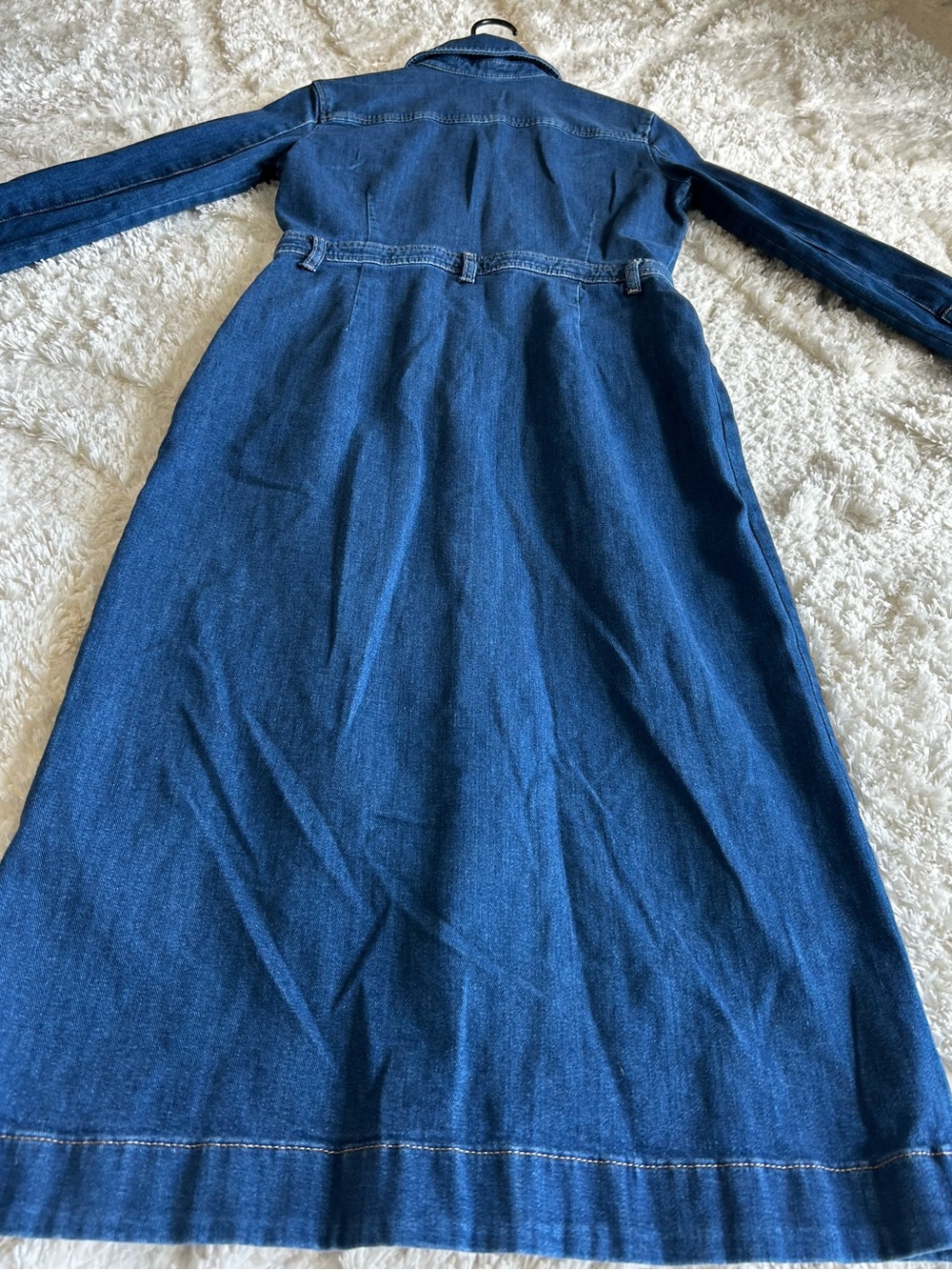 7 For All Mankind - Luxe Dress 
Denim Shirt Dress, Classic Button-Front Style - Picture 8 of 10